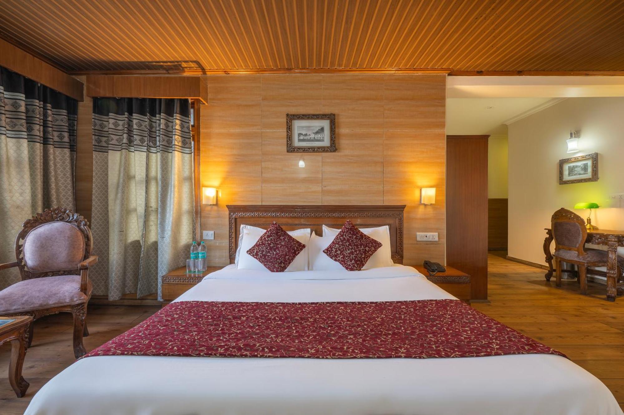 Wingait Inn - Hotel Near Mall Road Shimla Extérieur photo